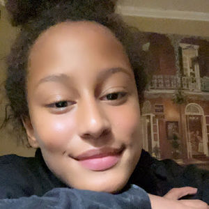 Meet your Posher, Caitlyn